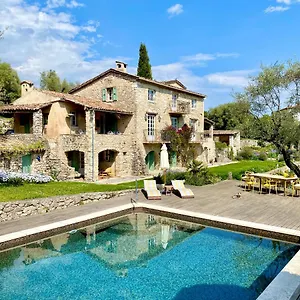 leffrontee.fr-provencehotel.com/